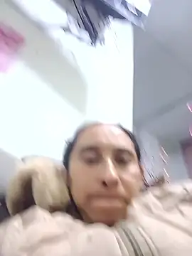 LeilaSmith  online show from March 27, 11:33 am