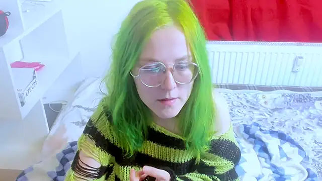kaya meoow online show from September 26, 8:06 pm