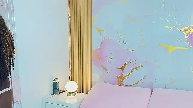 AlishaDixon online show from October 24, 11:39 am