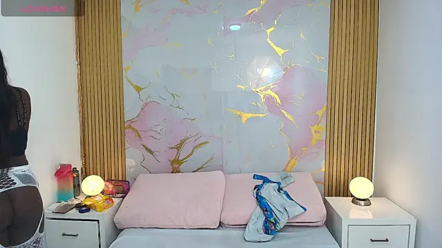 AlishaDixon online show from November 7, 12:00 pm