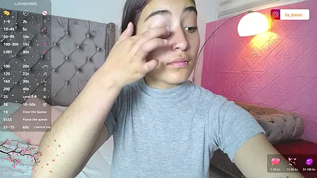 Lia Teen online show from November 10, 7:53 pm