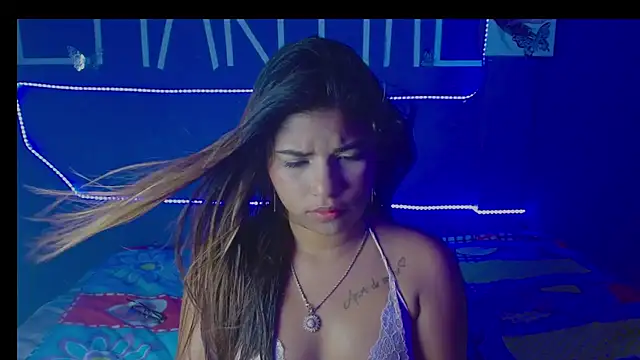 Snapshot of carito-08 chatting on October 18, 5:59 pm carito-08 online show from October 18, 5:59 pm