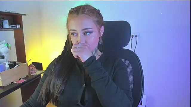 SofiaBermudez online show from November 6, 1:11 am