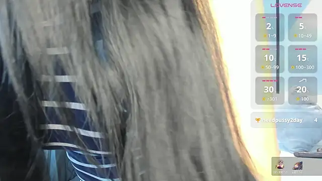 ashly moonn online show from May 14, 1:17 pm
