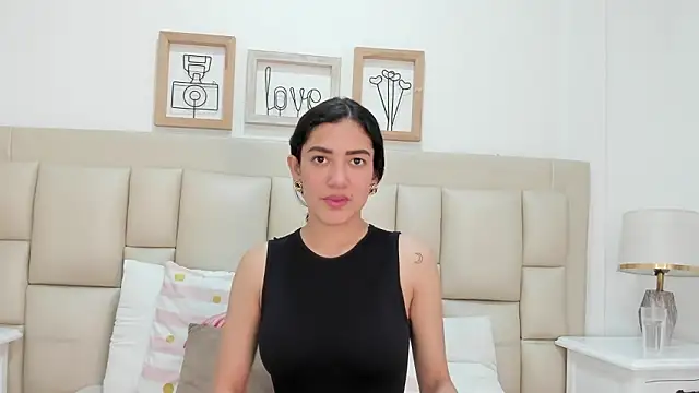 Skylerwhite02 online show from January 31, 8:18 pm