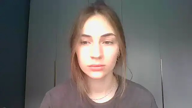 Zulenaa online show from June 29, 10:11 am