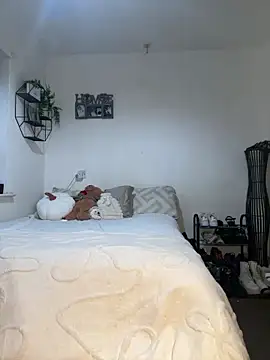 BlondeBetty online show from September 24, 6:07 pm