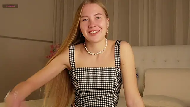 AlbaMesick online show from October 12, 12:07 pm