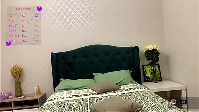 Jessica1West online show from October 27, 8:25 pm