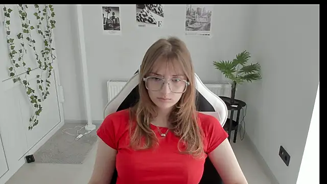 NeyliDream online show from May 20, 12:02 pm
