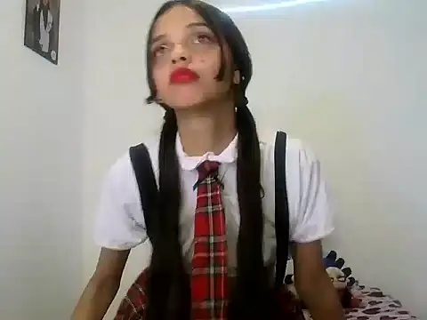 lucy babyy online show from October 23, 8:20 am