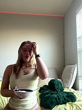 AllesandraLove online show from October 14, 2:52 pm