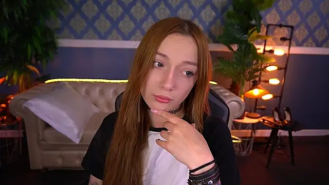 FoxyMayy online show from May 21, 1:09 pm