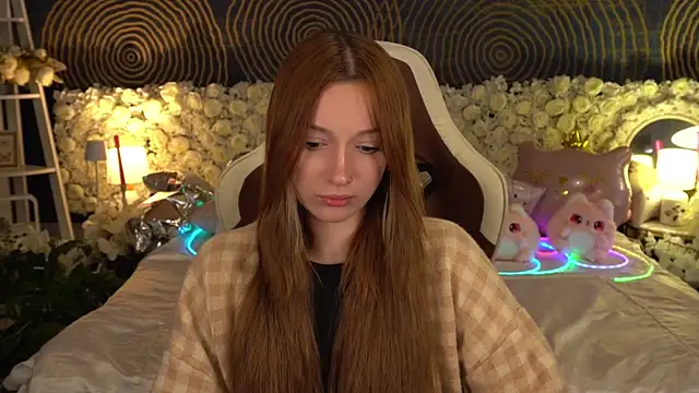 FoxyMayy online show from May 17, 12:59 pm