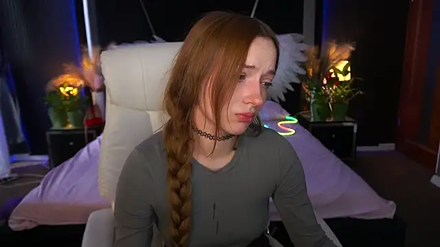 FoxyMayy online show from May 10, 2:41 pm