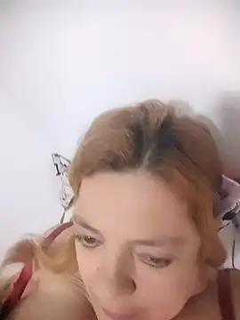 Casandra Cruz online show from September 20, 9:02 pm