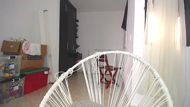 Leslie Bussh  online show from May 16, 2:49 pm