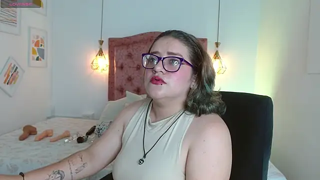 hellen tirey online show from September 17, 3:21 pm