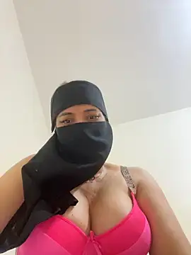 Wild-Nayra online show from October 17, 11:52 pm