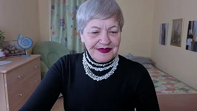 Freya Fable online show from October 6, 7:58 am
