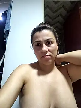 vanessa-titisM online show from May 9, 3:52 am
