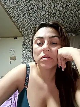 vanessa-titisM online show from May 23, 2:32 am