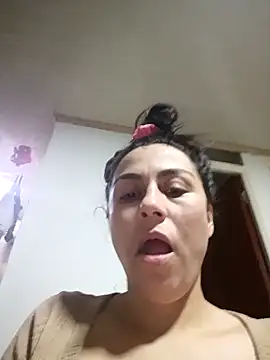 vanessa-titisM online show from March 15, 1:07 am