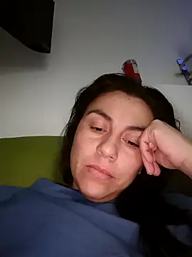 vanessa-titisM online show from February 6, 5:22 am