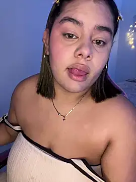 Anabelle 00  online show from May 13, 3:34 am
