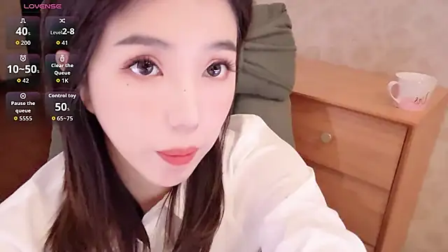 miss-lin online show from June 27, 1:28 pm
