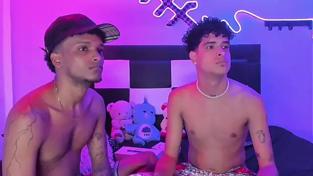 Lucky boys  X online show from May 22, 1:31 pm
