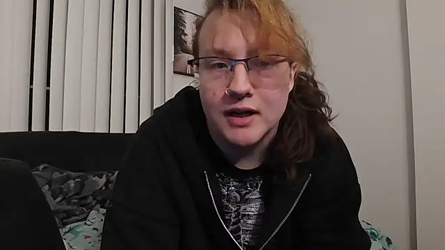 tbutchrat online show from September 25, 7:18 am