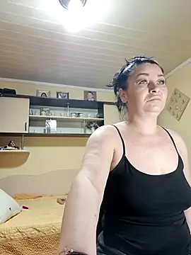 Soffy Skye online show from February 13, 8:05 am