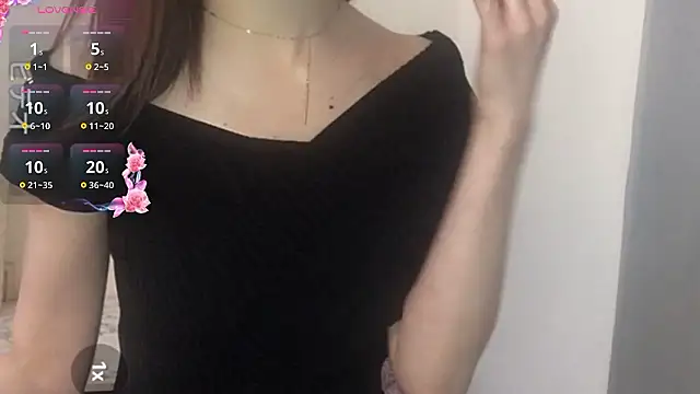 mari maria online show from October 24, 5:42 pm