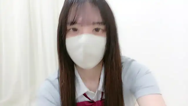  Mia land  online show from November 3, 1:04 pm