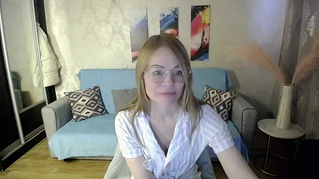 shy hot cat online show from November 21, 10:06 am