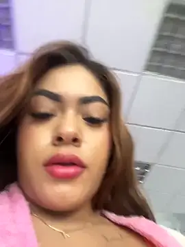 MayaMoanXXX online show from May 26, 1:21 pm