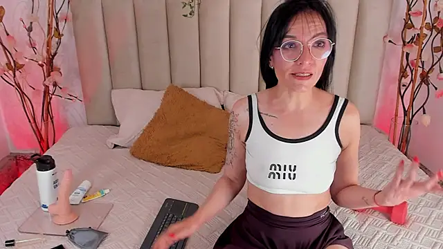 Aria velle online show from September 26, 2:25 pm