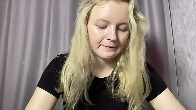 D0llySheep online show from September 28, 4:45 pm