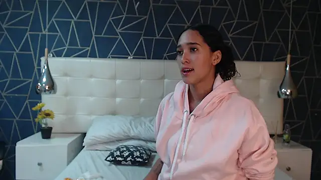 NatashaLimaa online show from November 16, 2:57 am