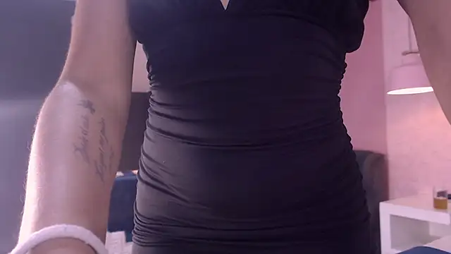 NatashaLimaa online show from September 18, 4:55 am