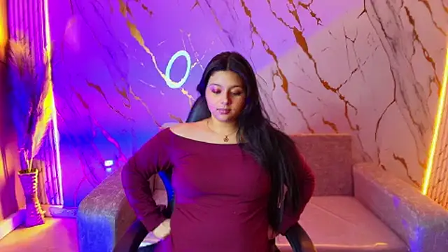 mia hot tf online show from September 30, 8:35 pm