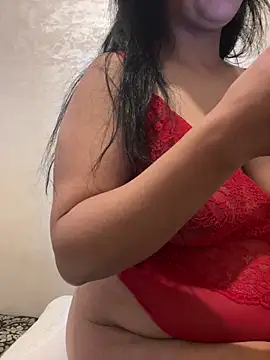 lara9Qouin online show from April 8, 10:56 pm