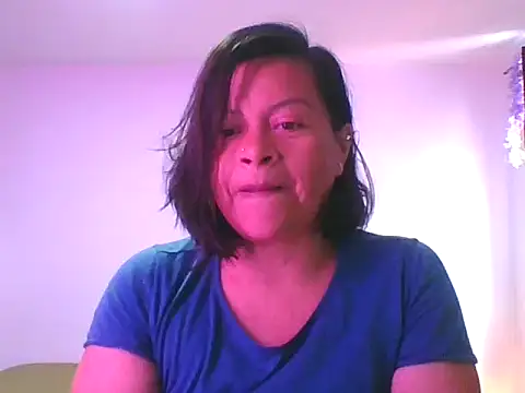 adri89-g online show from September 30, 4:56 pm