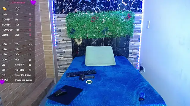 dayis durand online show from November 18, 7:48 pm