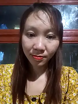 bonnie-00 online show from May 17, 11:42 am