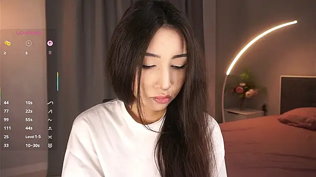 EleonorSimmes online show from September 22, 5:55 pm