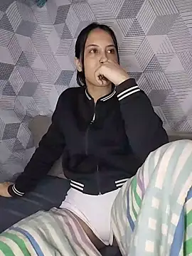 scarletoficial online show from May 26, 3:28 am