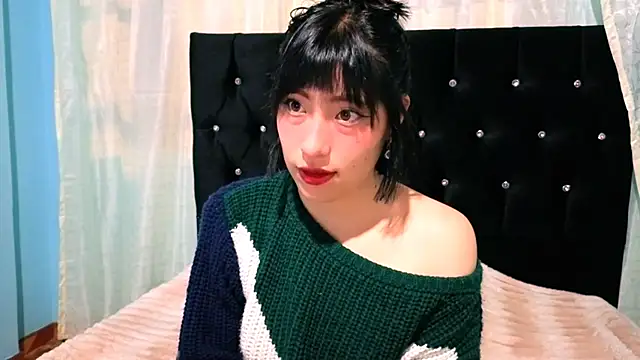 Sullyoonn online show from November 24, 12:01 am