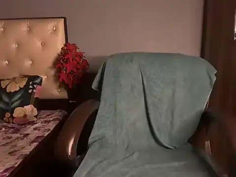 Reena R online show from September 24, 10:53 pm